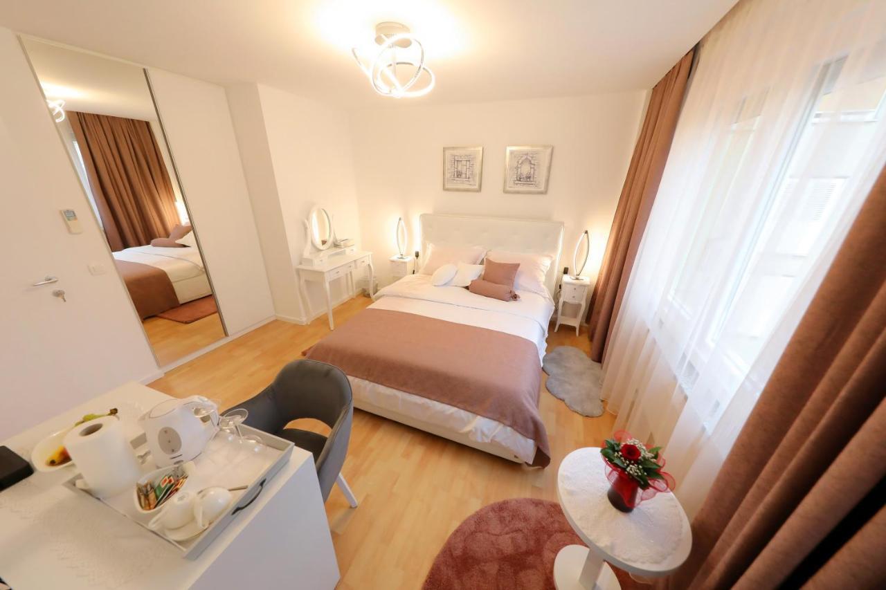 Rosita Deluxe Rooms Zadar Buitenkant foto
