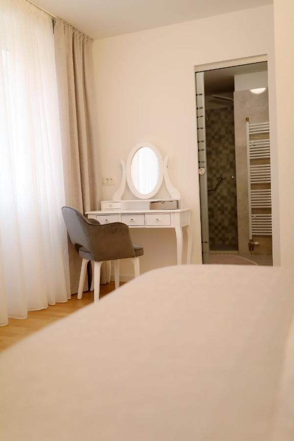 Rosita Deluxe Rooms Zadar Buitenkant foto