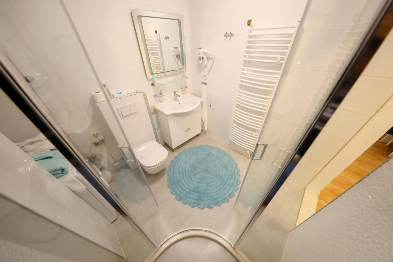 Rosita Deluxe Rooms Zadar Buitenkant foto