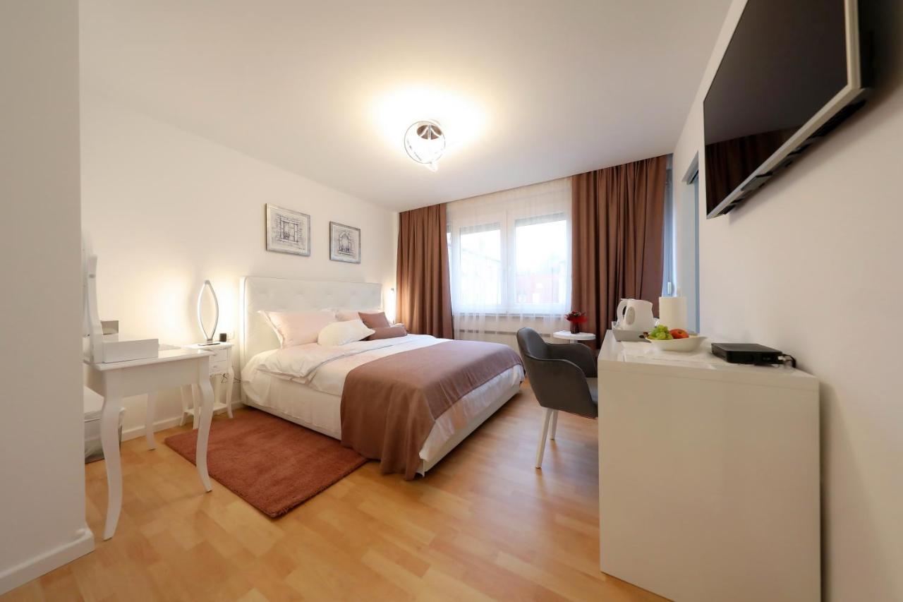 Rosita Deluxe Rooms Zadar Buitenkant foto